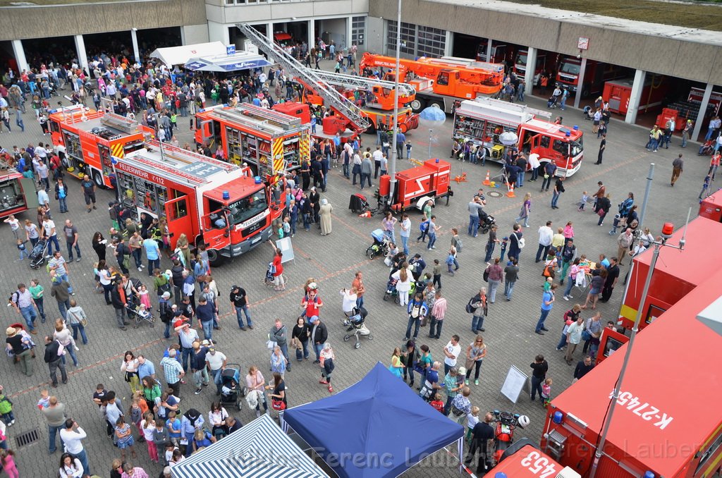 Tag der Offenen Tuer BF Koeln Weidenpesch Scheibenstr P717.JPG